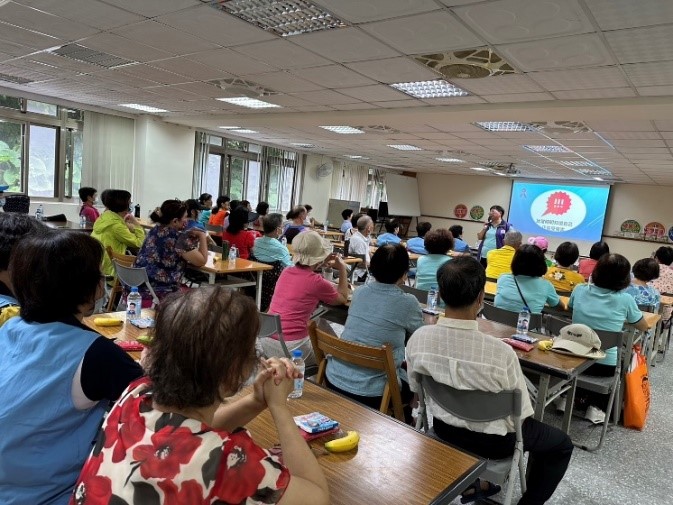 中和莒東社區辦理社區培力課程，提升家庭暴力察覺之敏感度.jpg