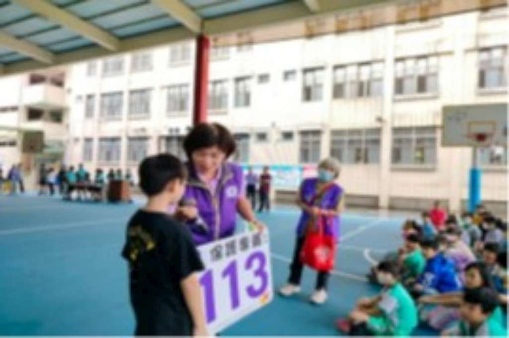 鶯歌建國國小兒童朝會活動邀請鶯永昌社區進行防暴資訊宣導工作.jpg